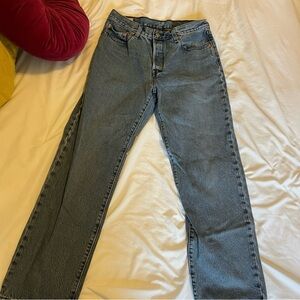 Woman’s 501 90s jeans